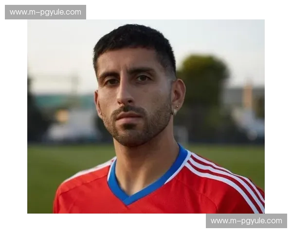 摩纳哥后卫马里潘状态波动 空中争顶成功率持续下滑